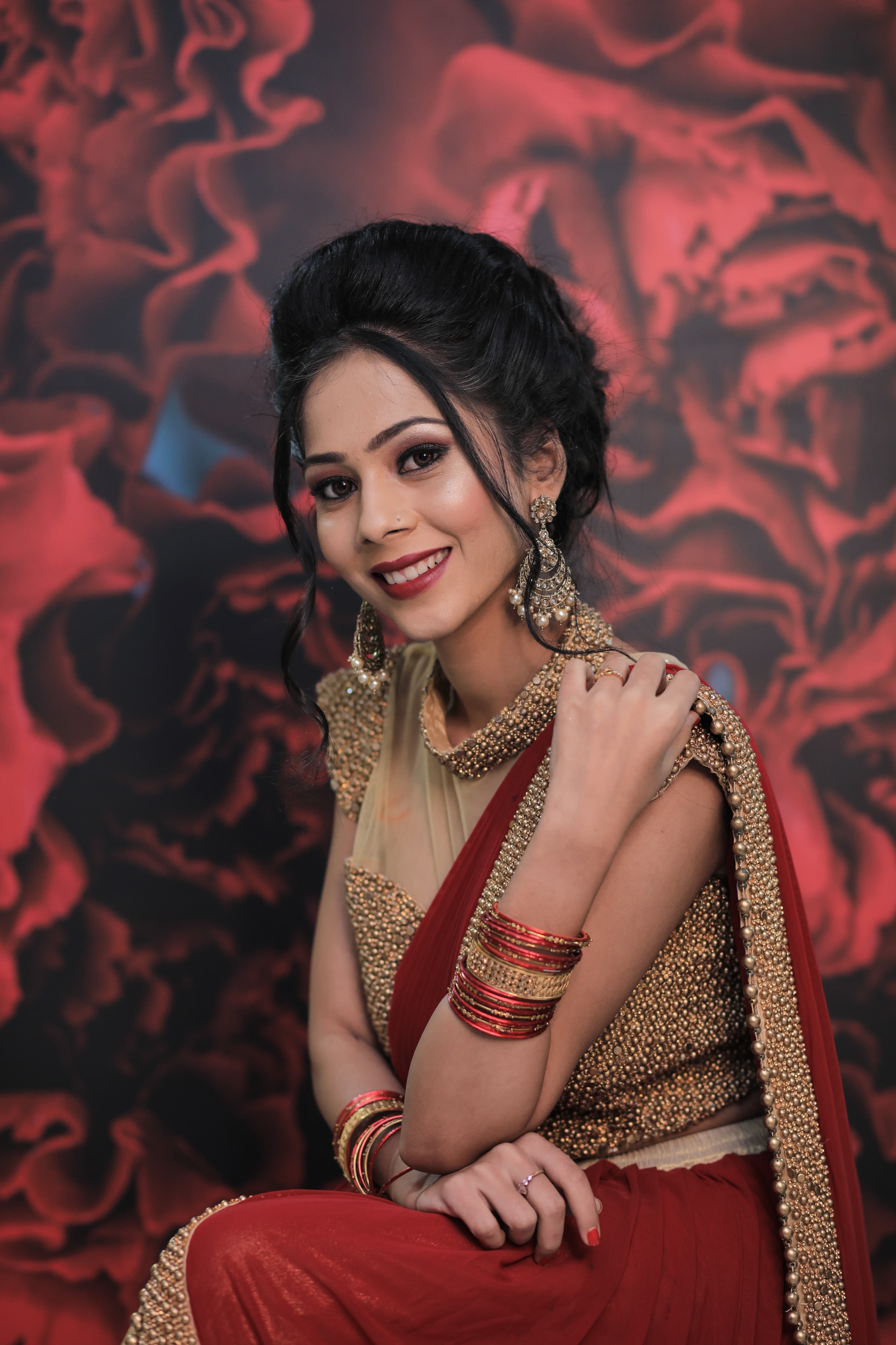 Modern bride makeup look by Chetna